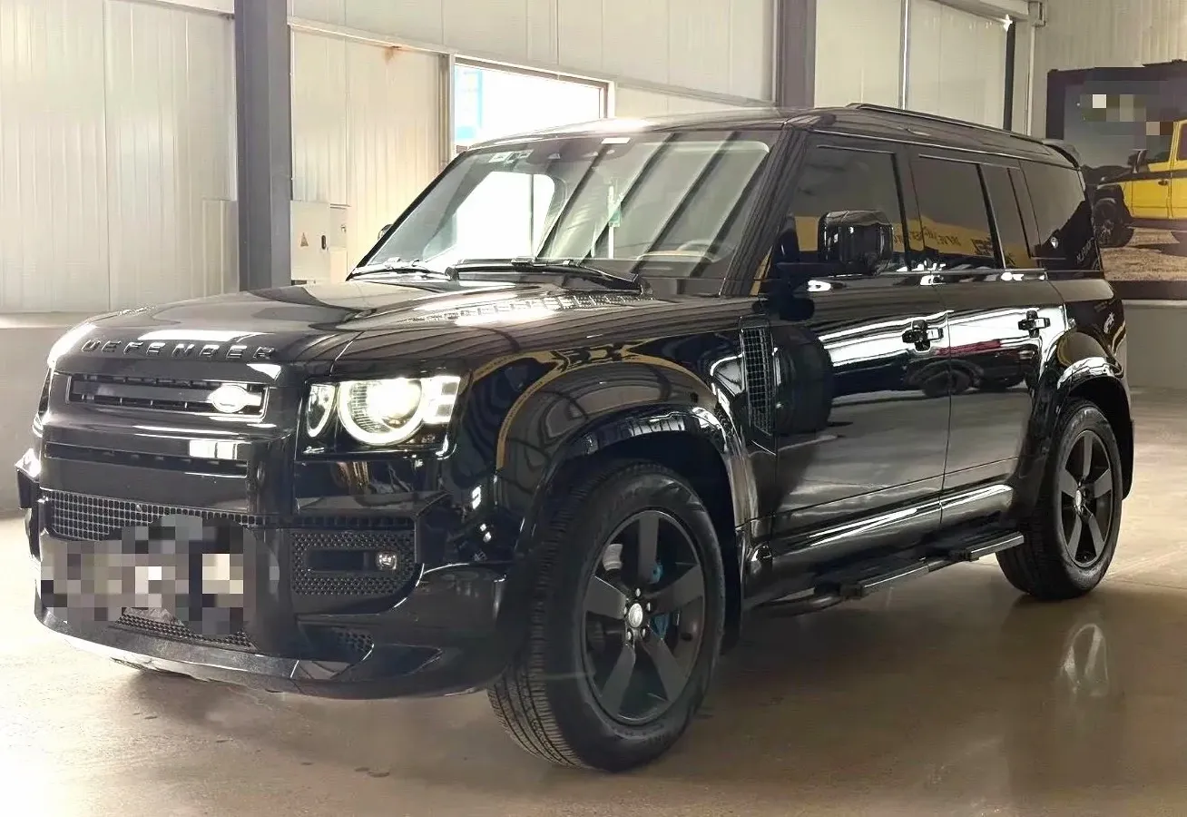 2024 Land Rover Defender 3.0T 400HP L6 8AT,autocango,china used car exporter,china ev exporter,chinese used car exporter,chinese used ev exporter