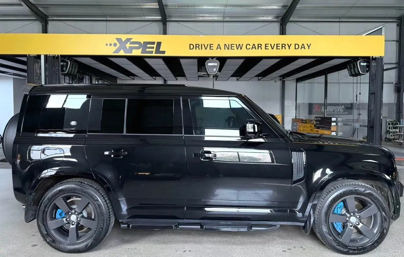 2024 Land Rover Defender 3.0T 400HP L6 8AT,autocango,china used car exporter,china ev exporter,chinese used car exporter,chinese used ev exporter