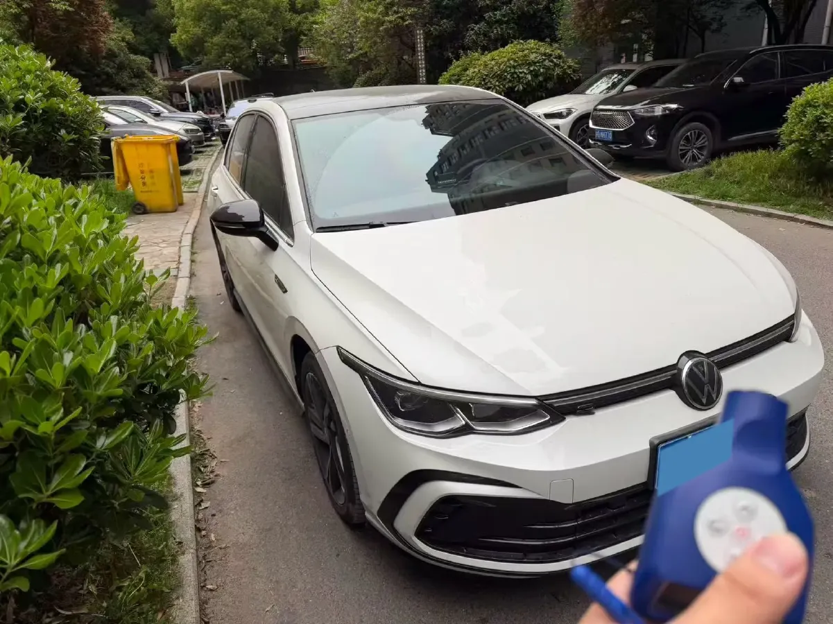 2023 Volkswagen Golf 1.4T 150HP L4 7DCT,autocango,china used car exporter,china ev exporter,chinese used car exporter,chinese used ev exporter