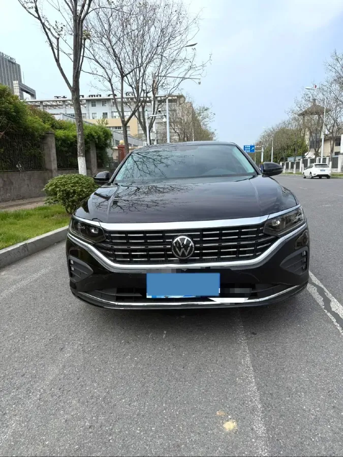 2024 Volkswagen Passat 2.0T 186HP L4 7DCT,autocango,china used car exporter,china ev exporter,chinese used car exporter,chinese used ev exporter