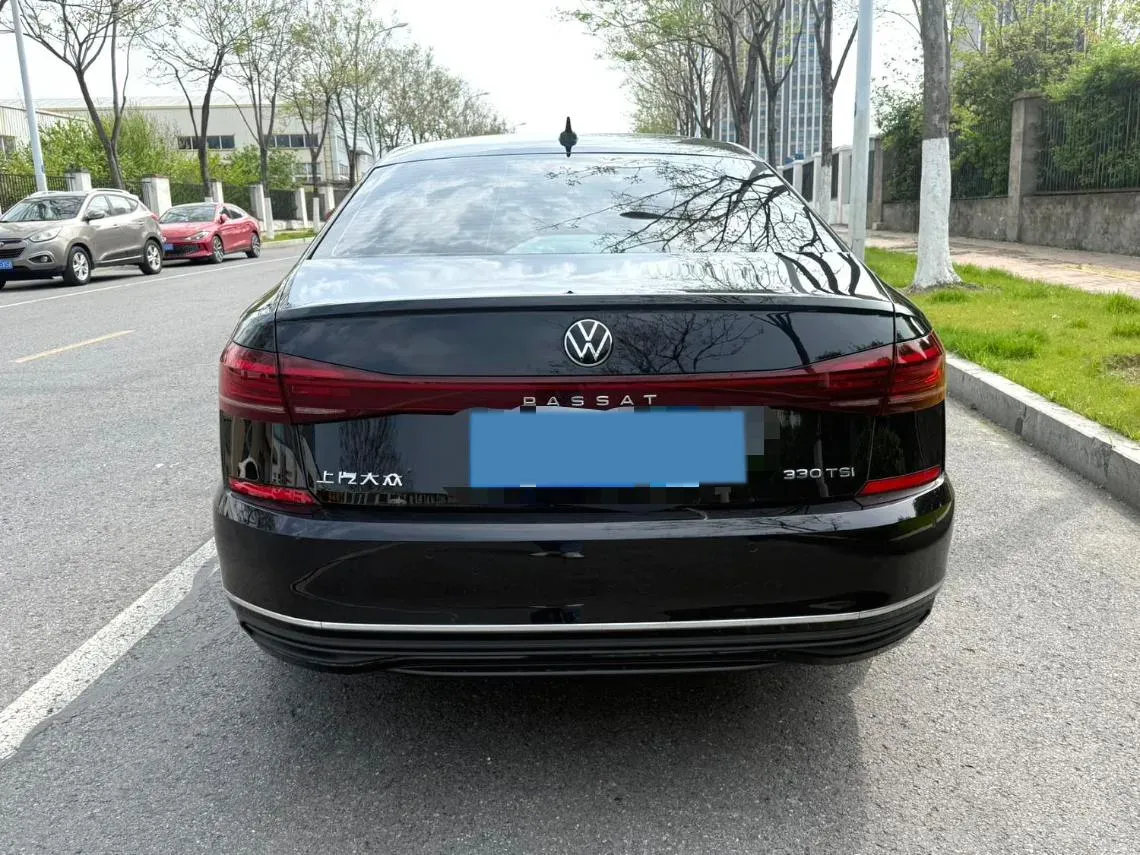 2024 Volkswagen Passat 2.0T 186HP L4 7DCT,autocango,china used car exporter,china ev exporter,chinese used car exporter,chinese used ev exporter
