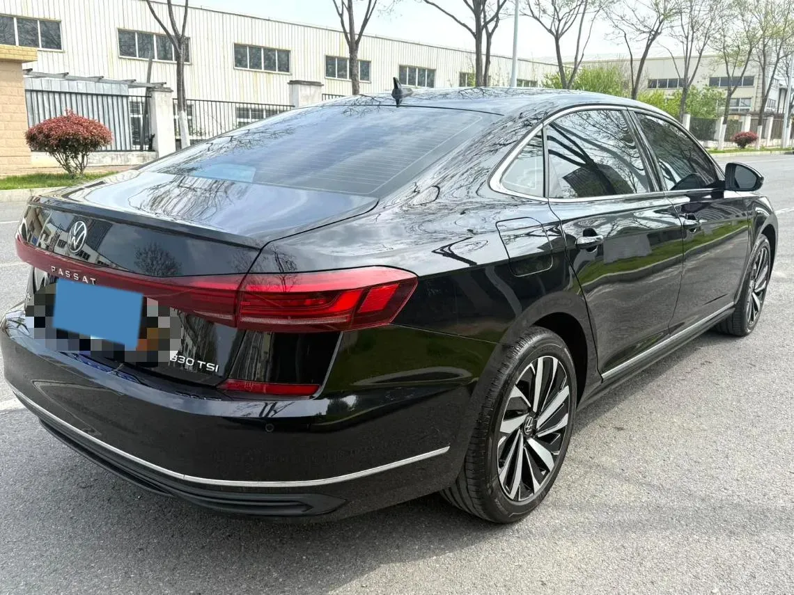 2024 Volkswagen Passat 2.0T 186HP L4 7DCT,autocango,china used car exporter,china ev exporter,chinese used car exporter,chinese used ev exporter