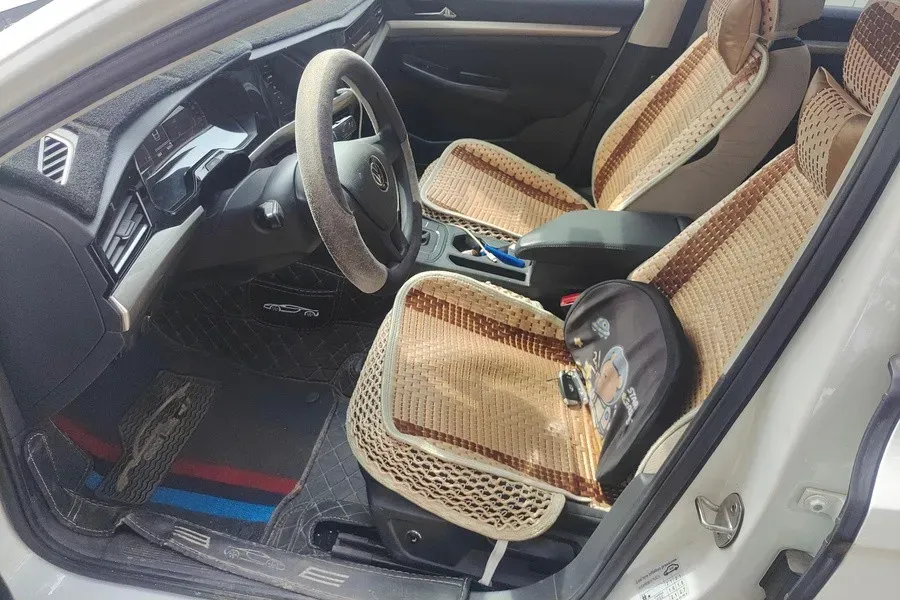 2021 Volkswagen Bora 1.5L 113HP L4 6AT,autocango,china used car exporter,china ev exporter,chinese used car exporter,chinese used ev exporter