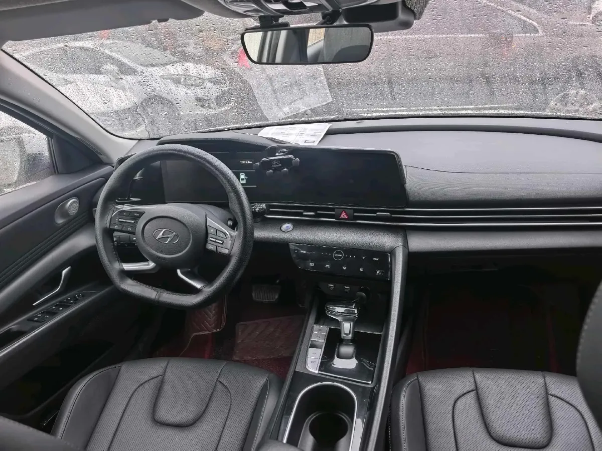 2021 Hyundai Elantra 1.5L 115HP L4 CVT,autocango,china used car exporter,china ev exporter,chinese used car exporter,chinese used ev exporter