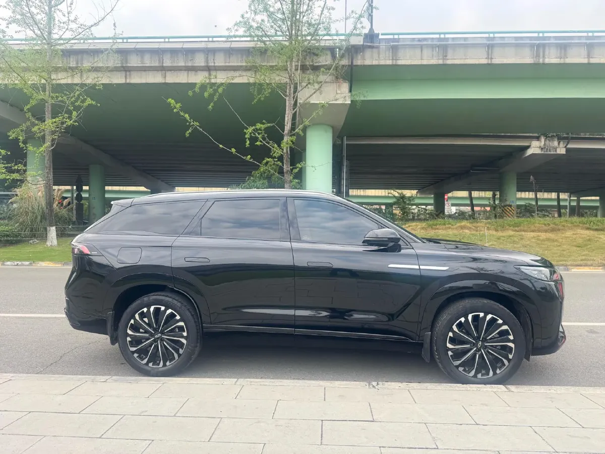 2023 Chery Tiggo 9 2.0T 261HP L4 7DCT,autocango,china used car exporter,china ev exporter,chinese used car exporter,chinese used ev exporter