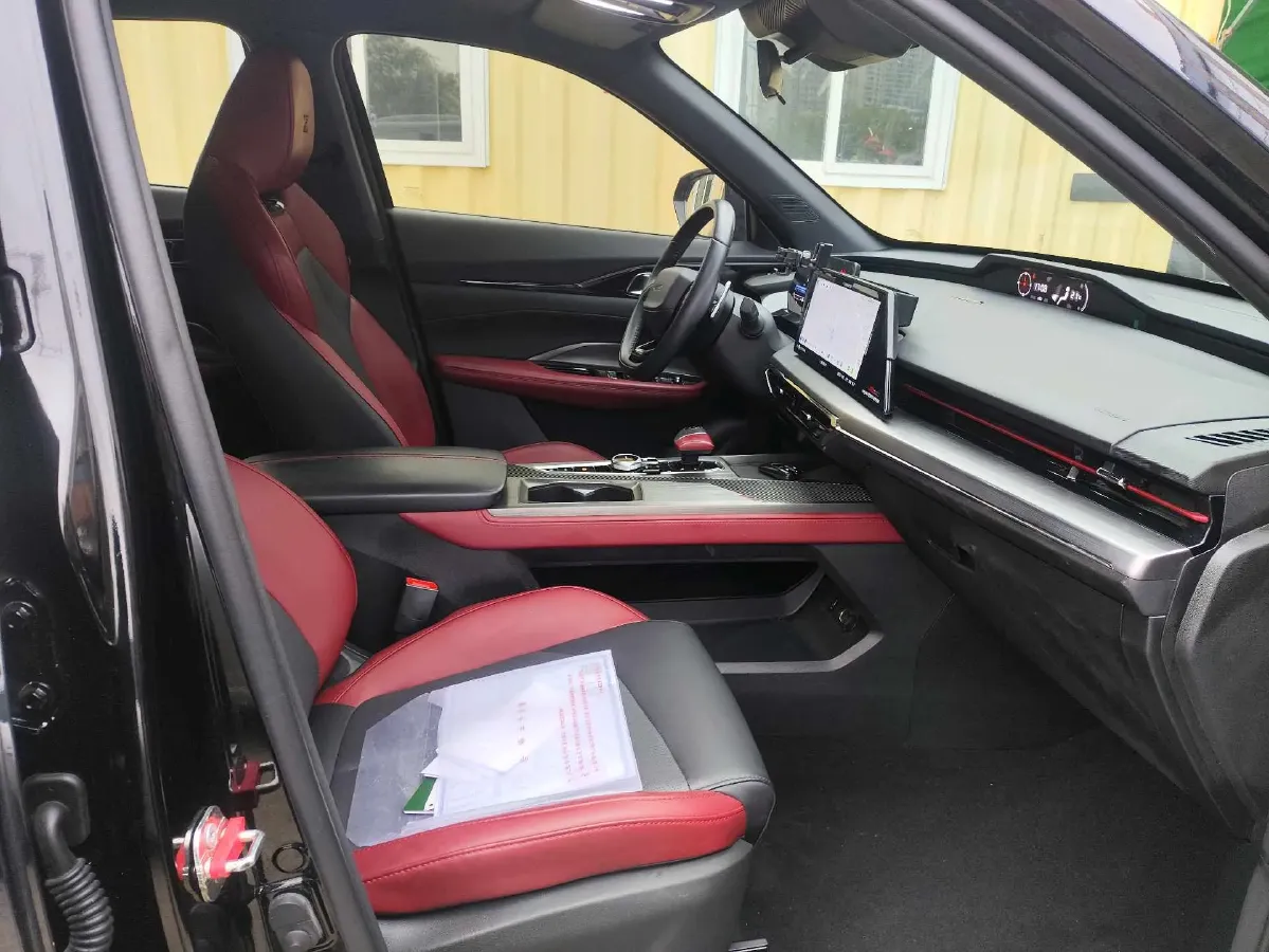 2023 ChangAn CS75 1.5T 188HP L4 7DCT,autocango,china used car exporter,china ev exporter,chinese used car exporter,chinese used ev exporter