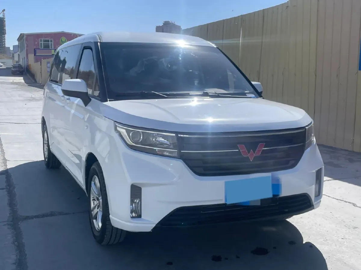 2021 WuLing ZhengChen 1.5T 147HP L4 6MT,autocango,china used car exporter,china ev exporter,chinese used car exporter,chinese used ev exporter