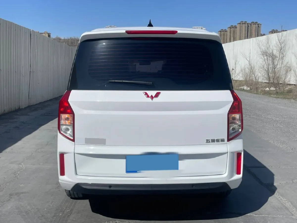 2021 WuLing ZhengChen 1.5T 147HP L4 6MT,autocango,china used car exporter,china ev exporter,chinese used car exporter,chinese used ev exporter