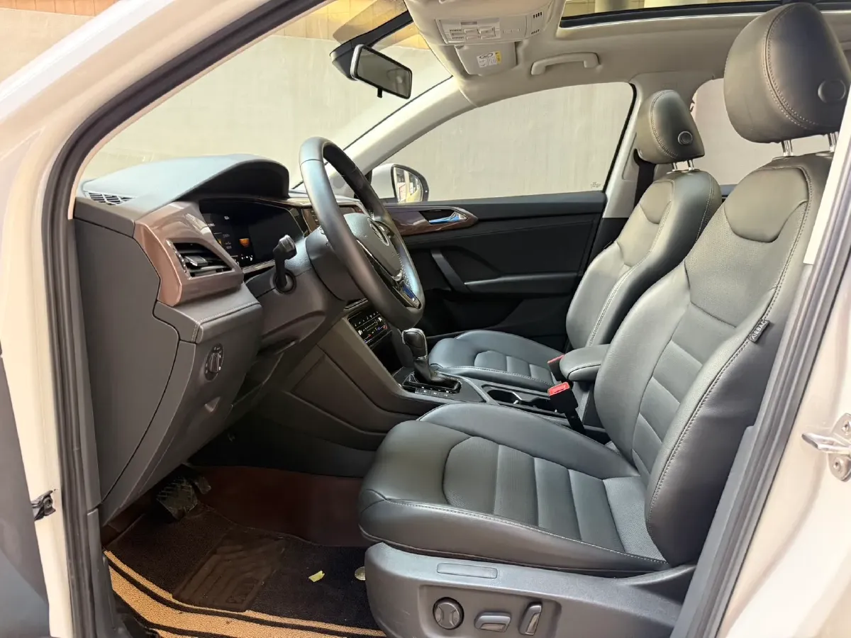 2021 Volkswagen Tharu 1.4T 150HP L4 7DCT,autocango,china used car exporter,china ev exporter,chinese used car exporter,chinese used ev exporter