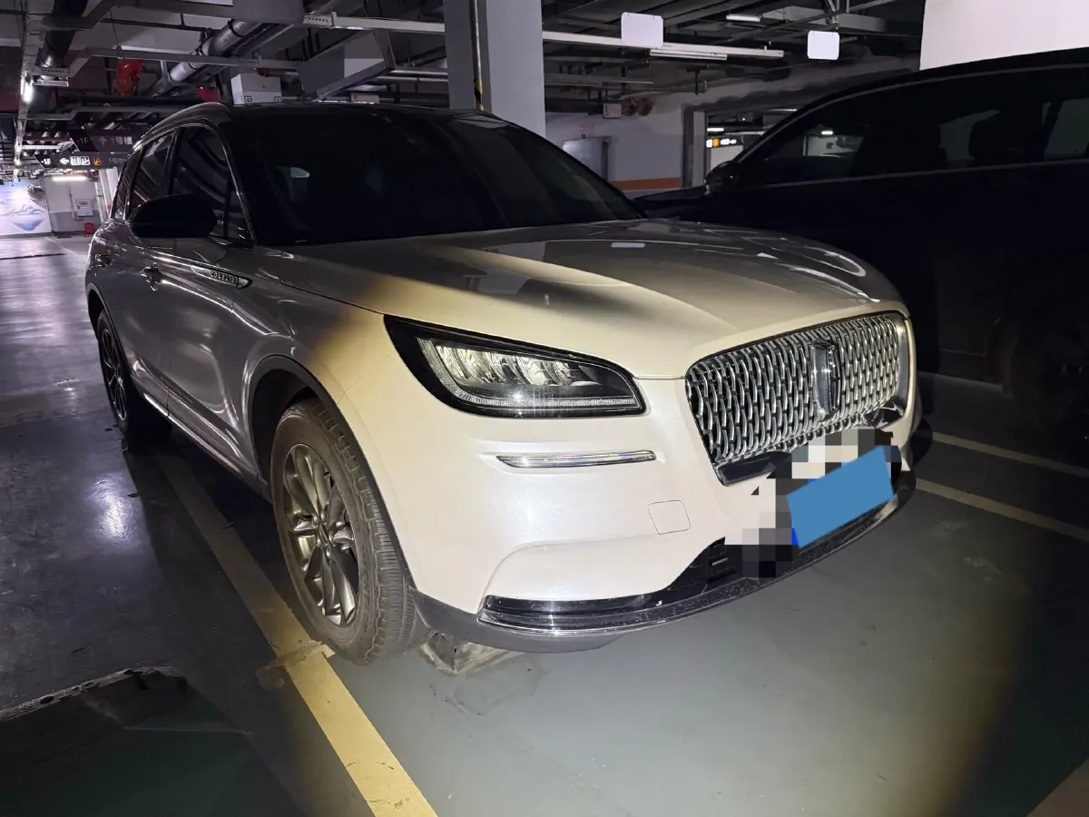 2021 Lincoln Corsair 2.0T 245HP L4 8AT,autocango,china used car exporter,china ev exporter,chinese used car exporter,chinese used ev exporter