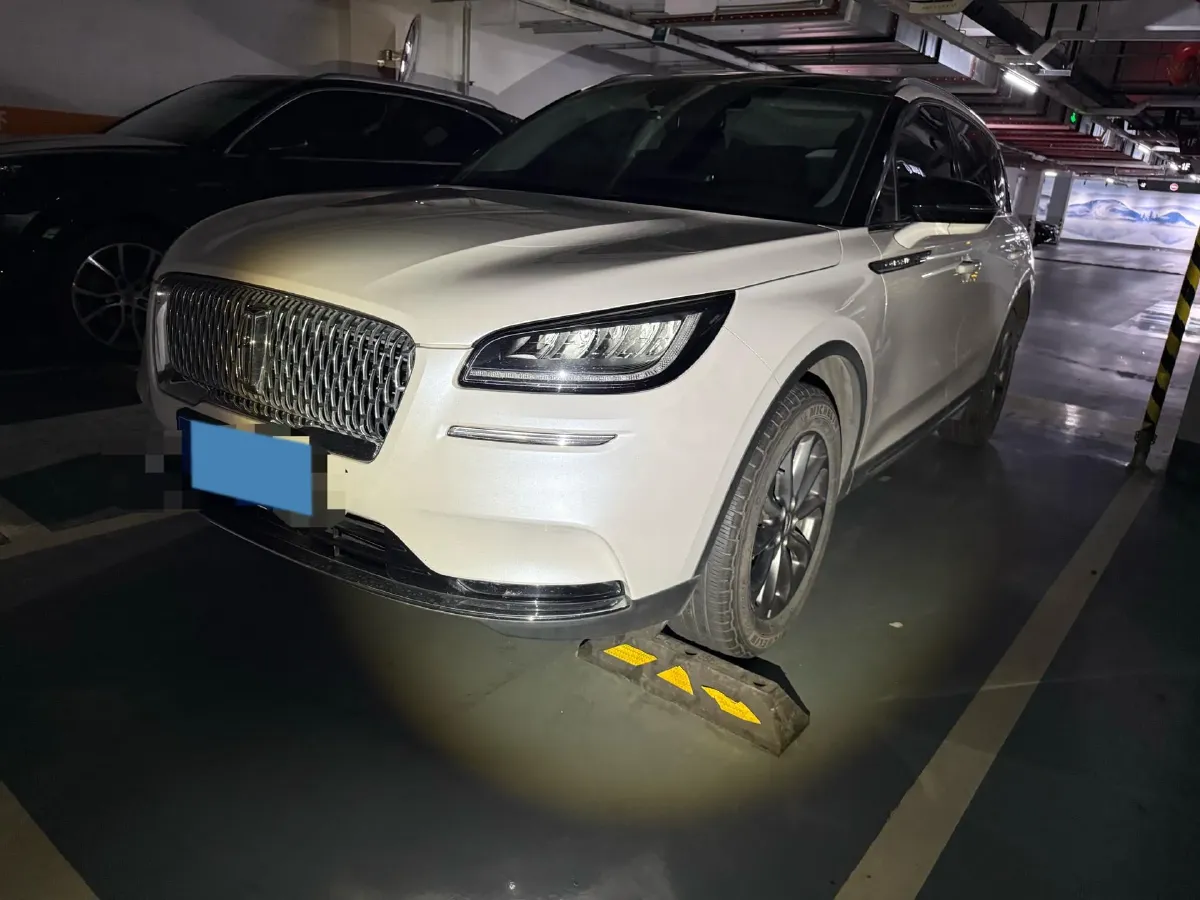 2021 Lincoln Corsair 2.0T 245HP L4 8AT,autocango,china used car exporter,china ev exporter,chinese used car exporter,chinese used ev exporter