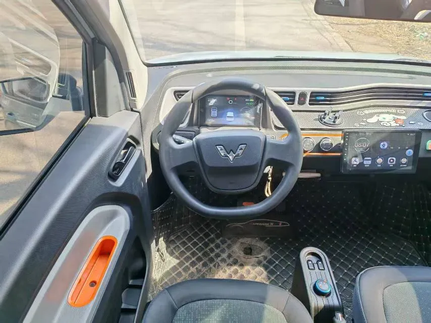 2020 WuLing HongGuang MINI EV BEV 9.3KWH,autocango,china used car exporter,china ev exporter,chinese used car exporter,chinese used ev exporter