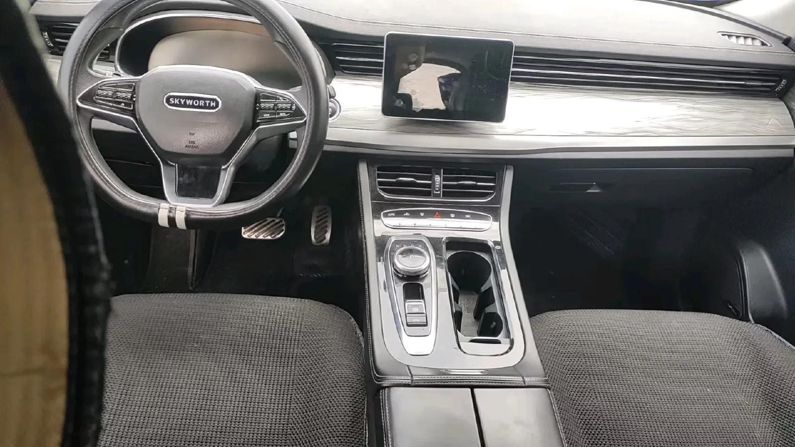 2022 Hycan A06 BEV 63KWH,autocango,china used car exporter,china ev exporter,chinese used car exporter,chinese used ev exporter