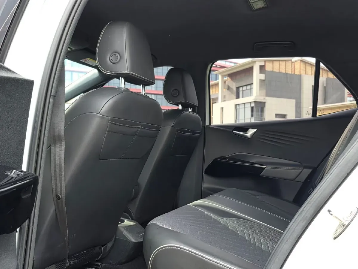 2023 Volkswagen ID.3 BEV 52.8KWH,autocango,china used car exporter,china ev exporter,chinese used car exporter,chinese used ev exporter