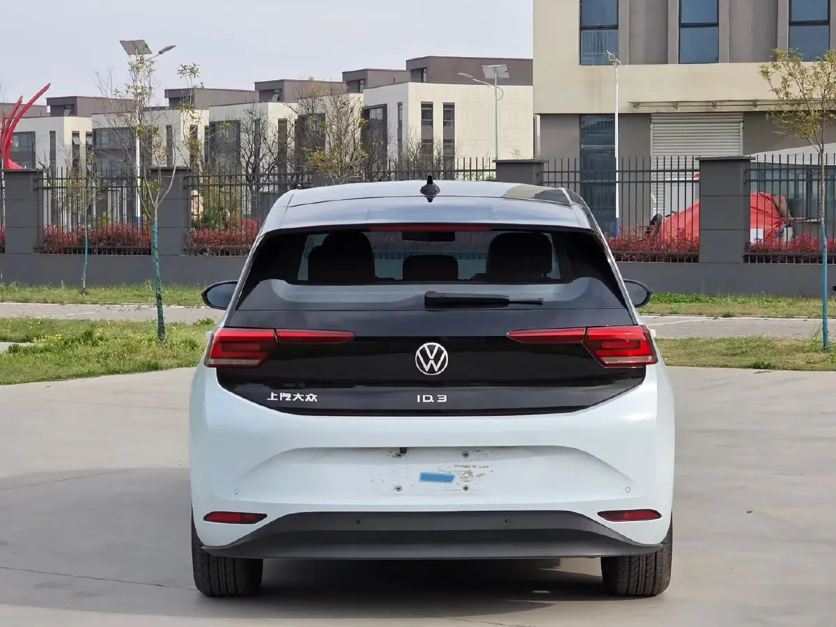 2023 Volkswagen ID.3 BEV 52.8KWH,autocango,china used car exporter,china ev exporter,chinese used car exporter,chinese used ev exporter