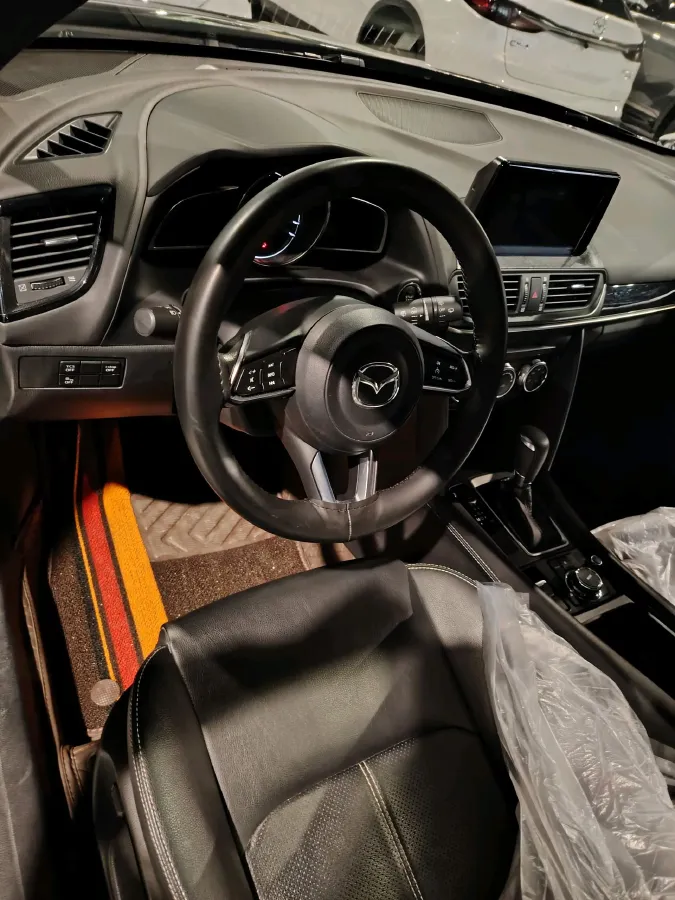 2021 Mazda CX-4 2.0L 158HP L4 6AT,autocango,china used car exporter,china ev exporter,chinese used car exporter,chinese used ev exporter