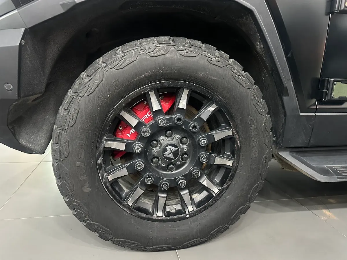 2023 M Hero 917 REEV 197HP 2AT REEV 65.8KWH,autocango,china used car exporter,china ev exporter,chinese used car exporter,chinese used ev exporter