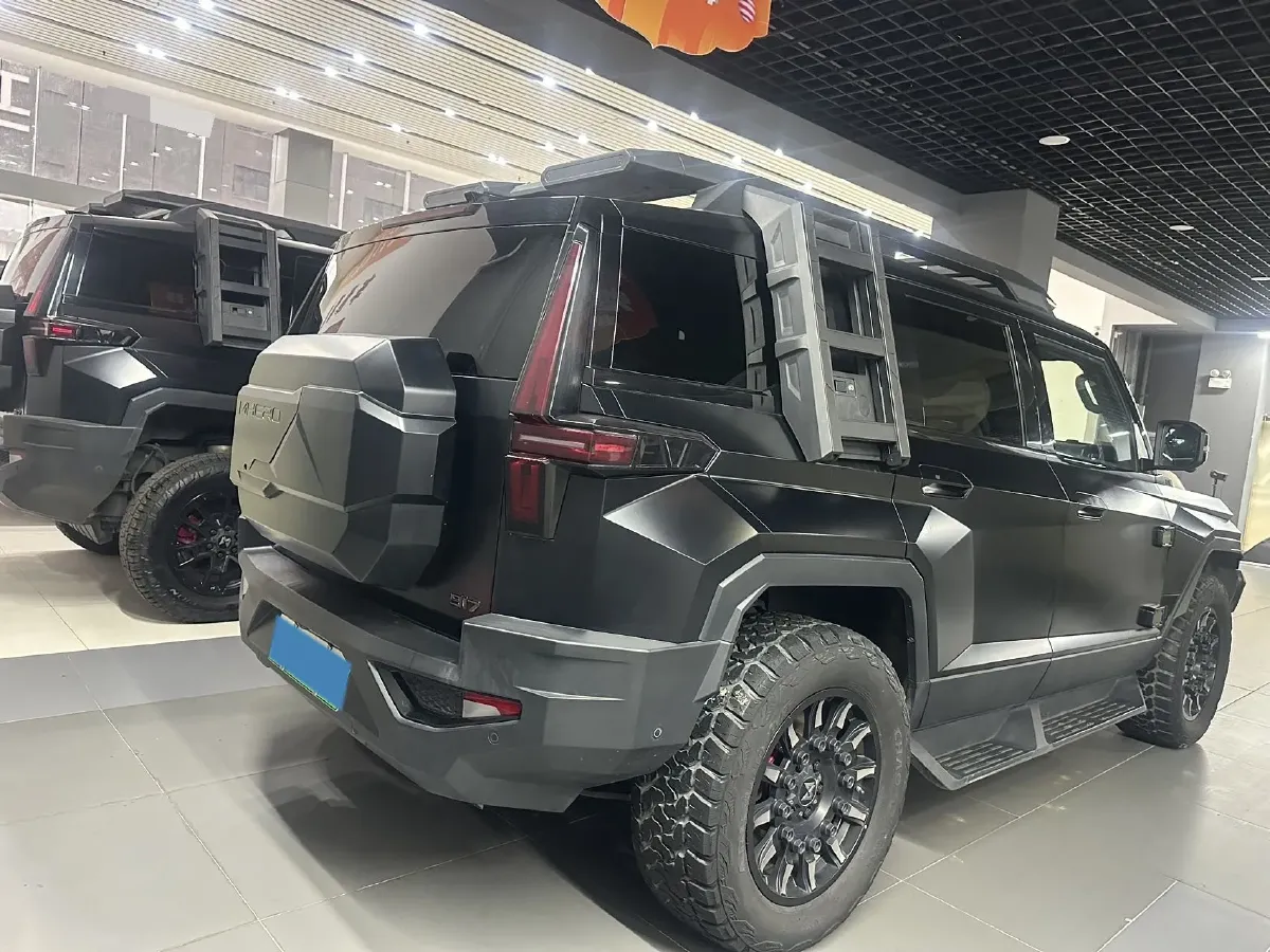 2023 M Hero 917 REEV 197HP 2AT REEV 65.8KWH,autocango,china used car exporter,china ev exporter,chinese used car exporter,chinese used ev exporter