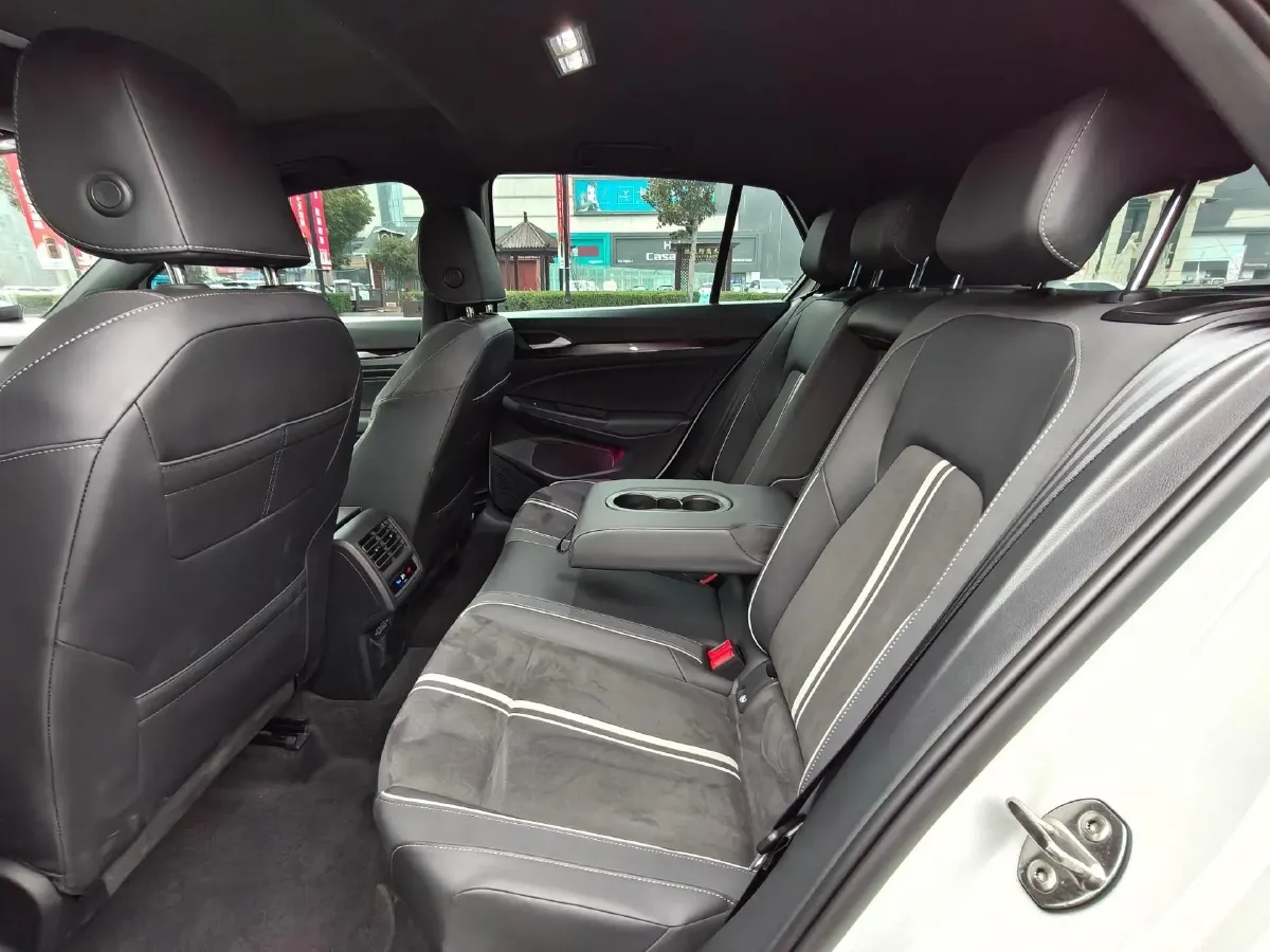 2021 Volkswagen Golf 1.4T 150HP L4 7DCT,autocango,china used car exporter,china ev exporter,chinese used car exporter,chinese used ev exporter