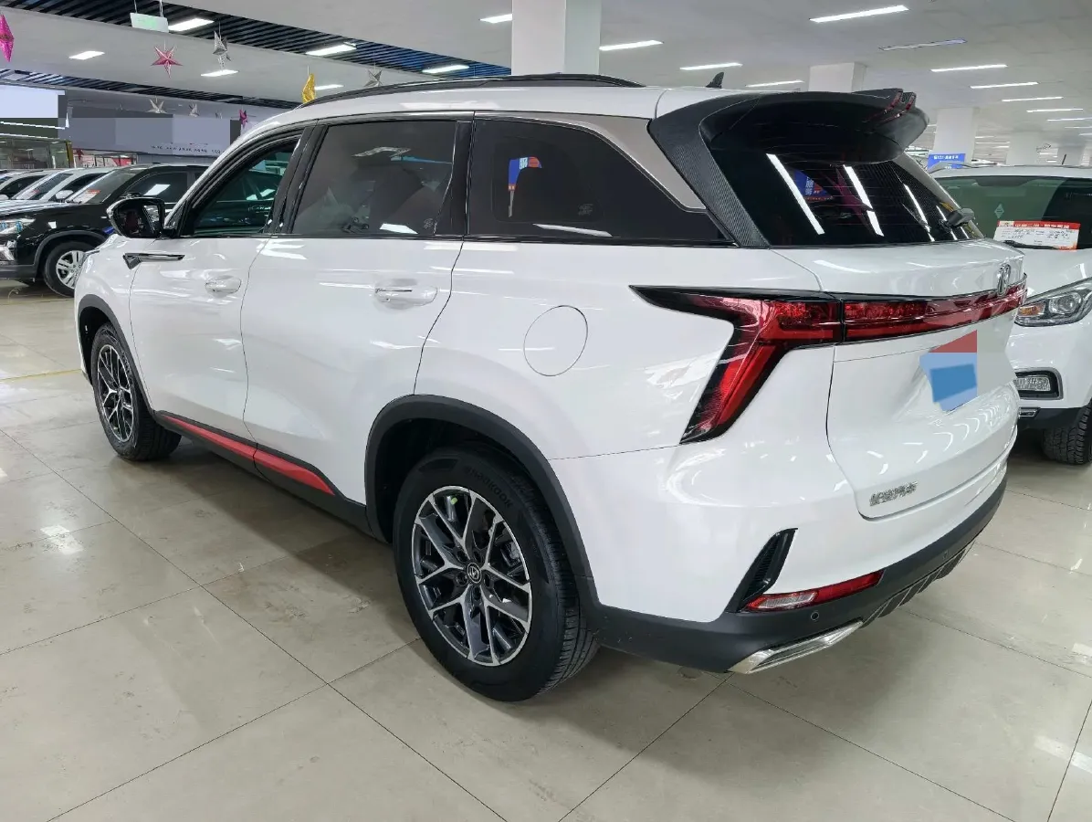 2022 ChangAn CS75 Plus 1.5T 188HP L4 8AT,autocango,china used car exporter,china ev exporter,chinese used car exporter,chinese used ev exporter