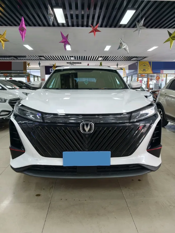 2022 ChangAn CS75 Plus 1.5T 188HP L4 8AT,autocango,china used car exporter,china ev exporter,chinese used car exporter,chinese used ev exporter