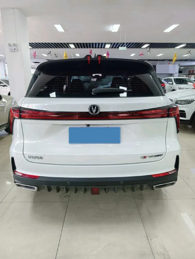 2022 ChangAn CS75 Plus 1.5T 188HP L4 8AT,autocango,china used car exporter,china ev exporter,chinese used car exporter,chinese used ev exporter