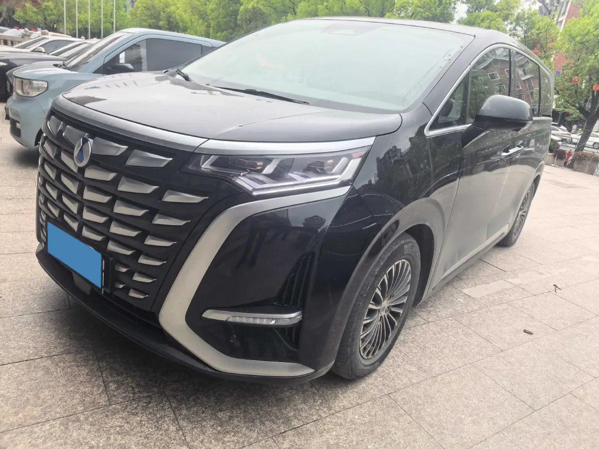 2023 Denza D9 1.5T 139HP L4 E-CVT PHEV 20.39KWH,autocango,china used car exporter,china ev exporter,chinese used car exporter,chinese used ev exporter
