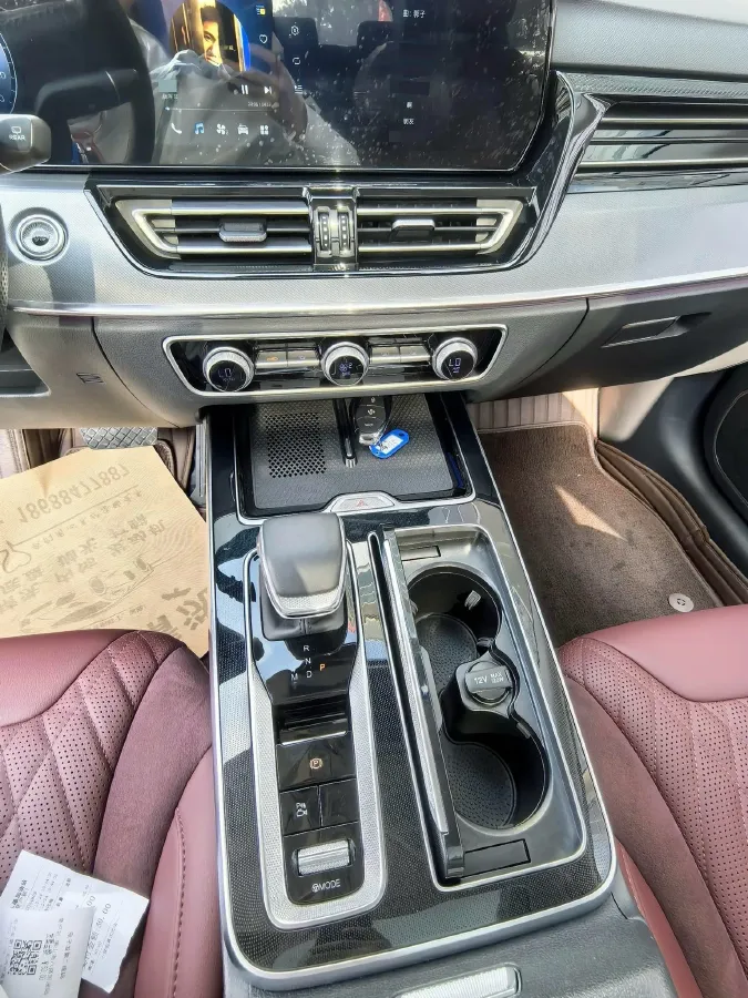 2023 HongQi HS5 2.0T 252HP L4 8AT,autocango,china used car exporter,china ev exporter,chinese used car exporter,chinese used ev exporter