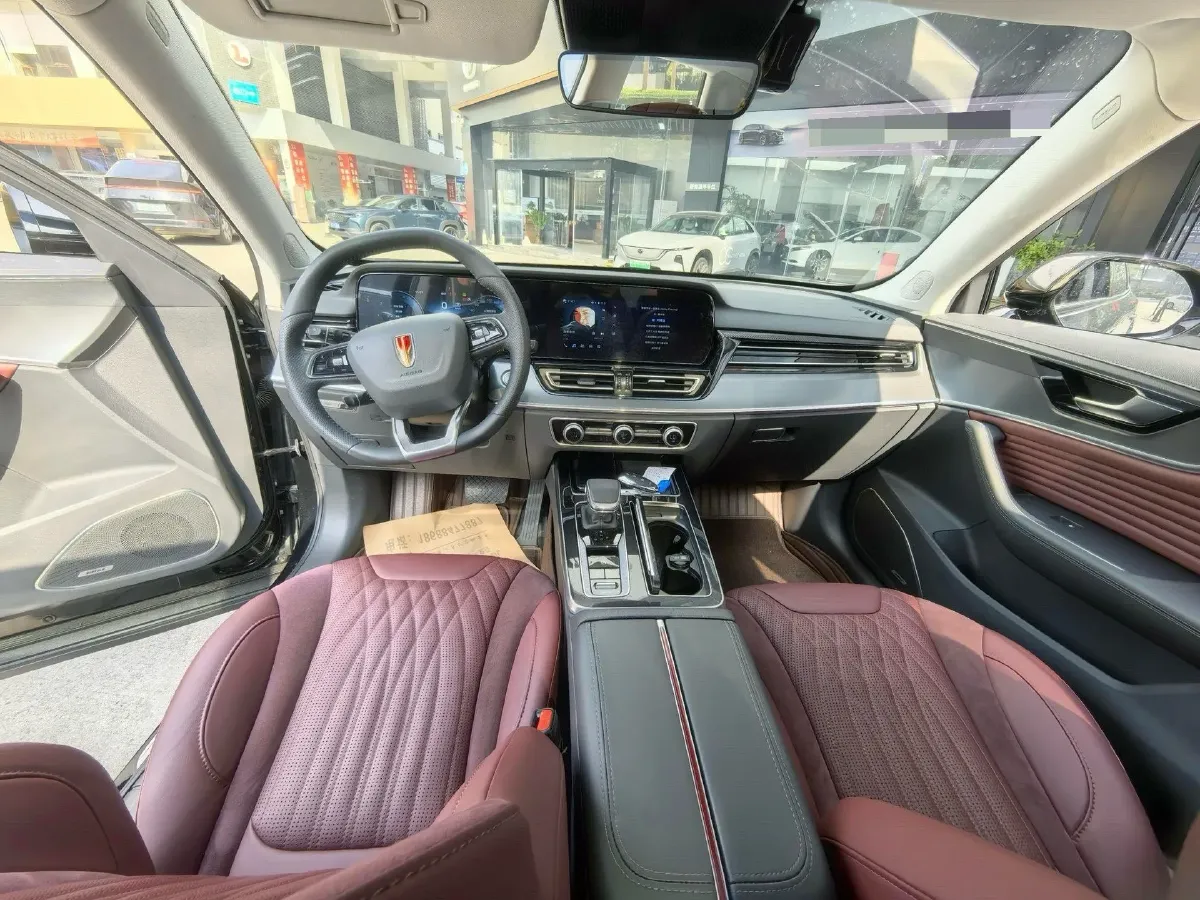 2023 HongQi HS5 2.0T 252HP L4 8AT,autocango,china used car exporter,china ev exporter,chinese used car exporter,chinese used ev exporter