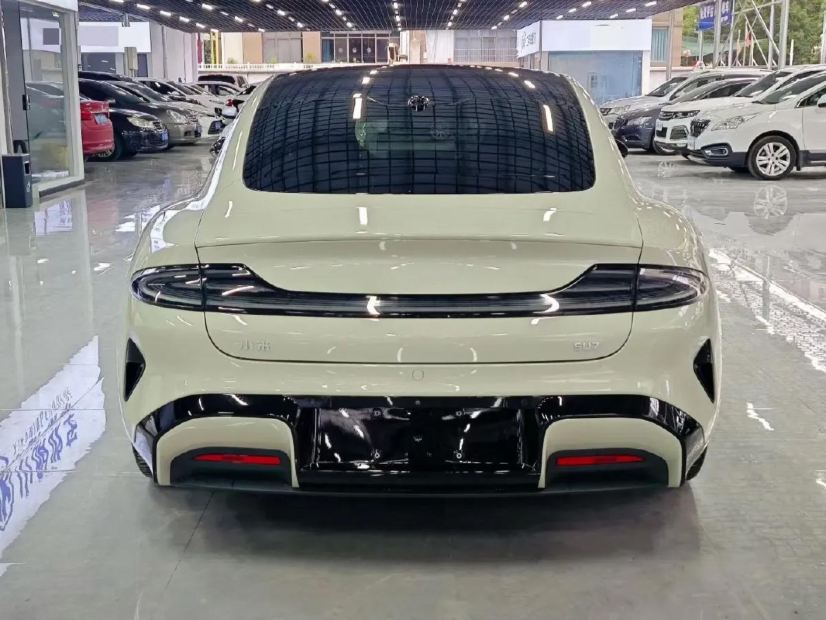 2024 MI SU7 BEV 73.6KWH,autocango,china used car exporter,china ev exporter,chinese used car exporter,chinese used ev exporter