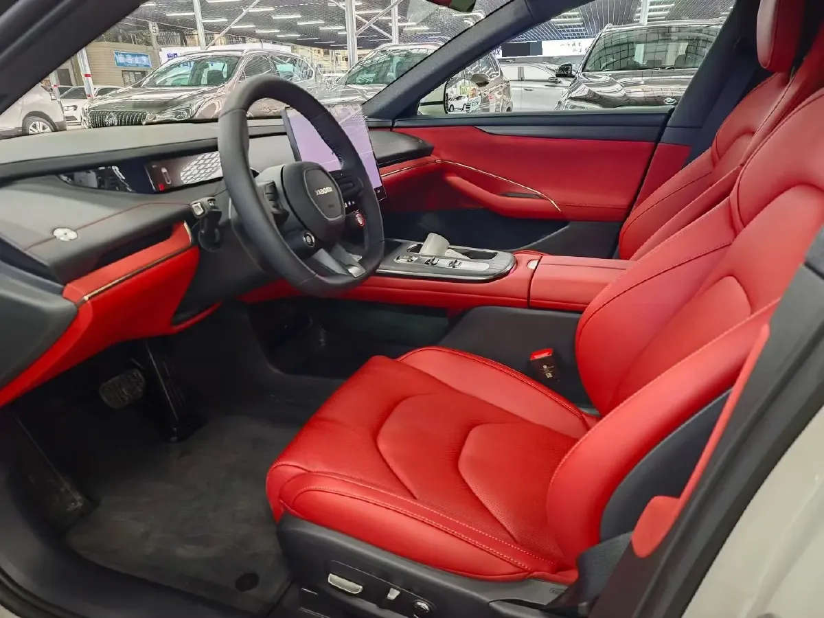 2024 MI SU7 BEV 73.6KWH,autocango,china used car exporter,china ev exporter,chinese used car exporter,chinese used ev exporter