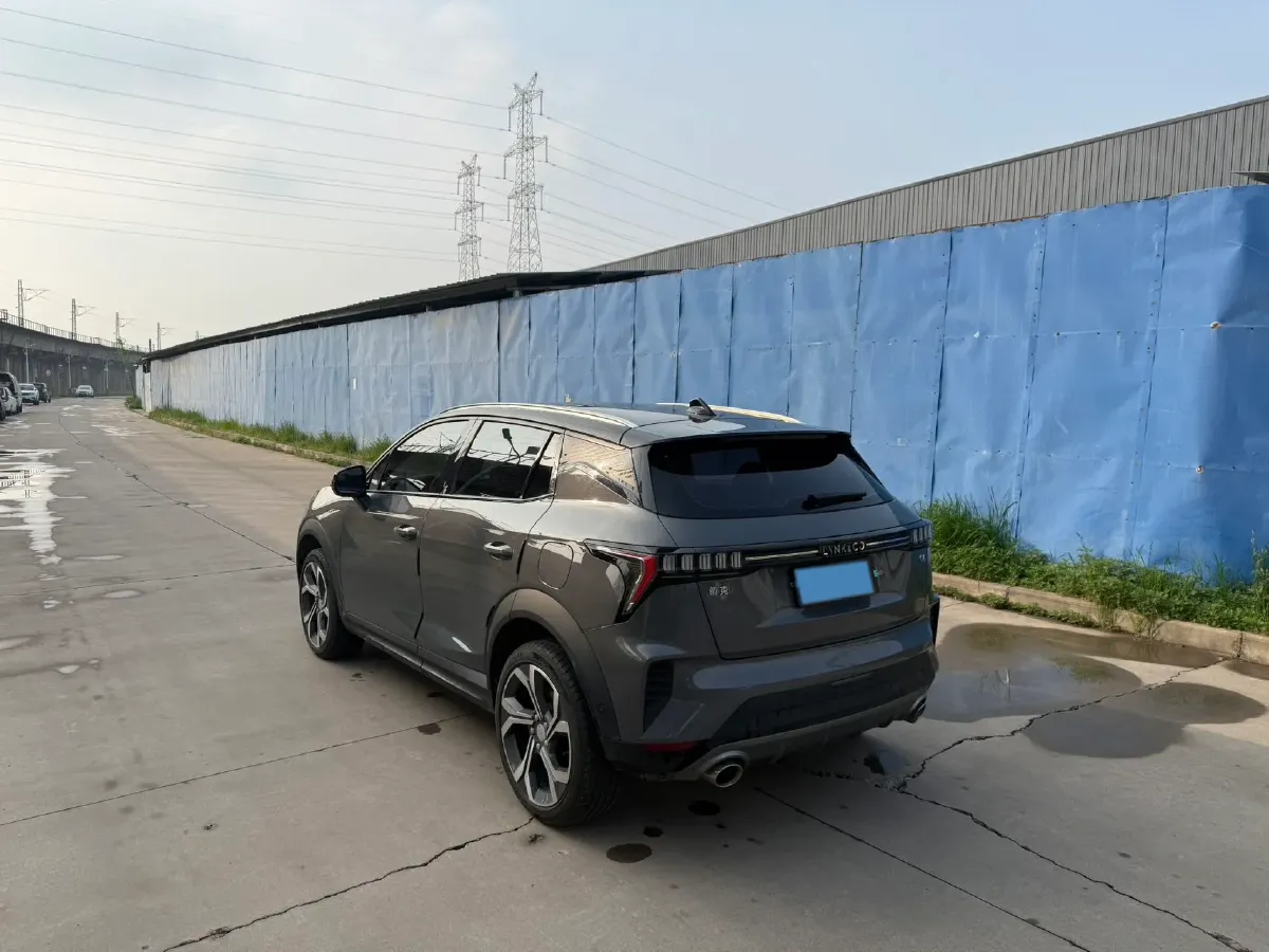 2023 LYNK&CO 06 1.5T 181HP L4 7DCT,autocango,china used car exporter,china ev exporter,chinese used car exporter,chinese used ev exporter