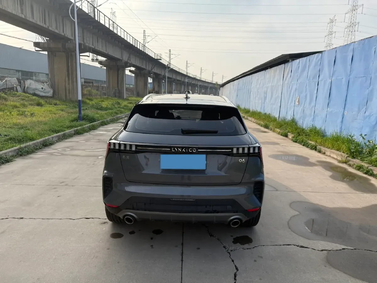 2023 LYNK&CO 06 1.5T 181HP L4 7DCT,autocango,china used car exporter,china ev exporter,chinese used car exporter,chinese used ev exporter
