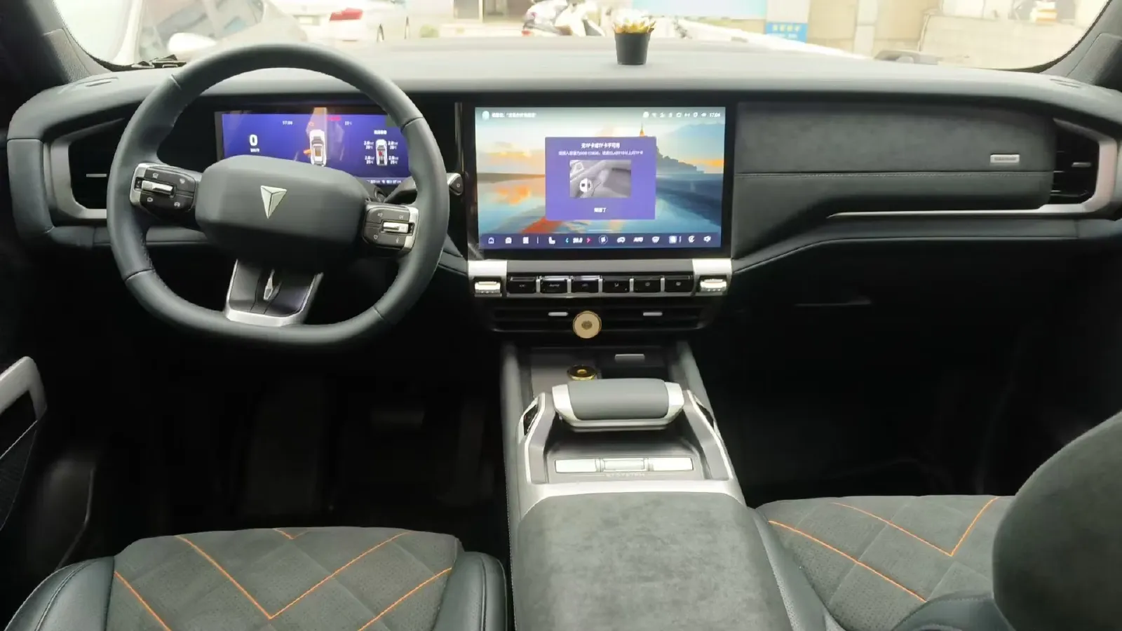 2025 Deepal G318 REEV 150HP REEV,autocango,china used car exporter,china ev exporter,chinese used car exporter,chinese used ev exporter