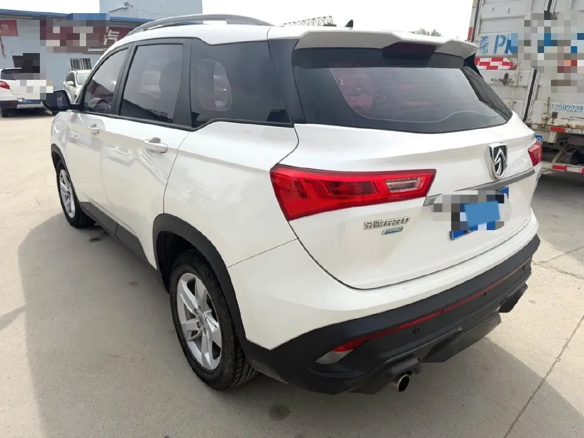 2019 BaoJun 530 1.5T 151HP L4 CVT,autocango,china used car exporter,china ev exporter,chinese used car exporter,chinese used ev exporter