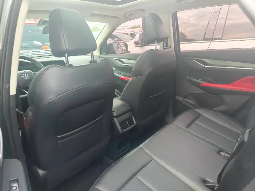 2020 ChangAn UNI-T 1.5T 180HP L4 7DCT,autocango,china used car exporter,china ev exporter,chinese used car exporter,chinese used ev exporter