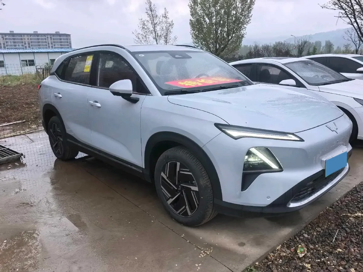 2024 WuLing XingGuangS 1.5L 106HP L4 E-CVT PHEV 20.5KWH,autocango,china used car exporter,china ev exporter,chinese used car exporter,chinese used ev exporter