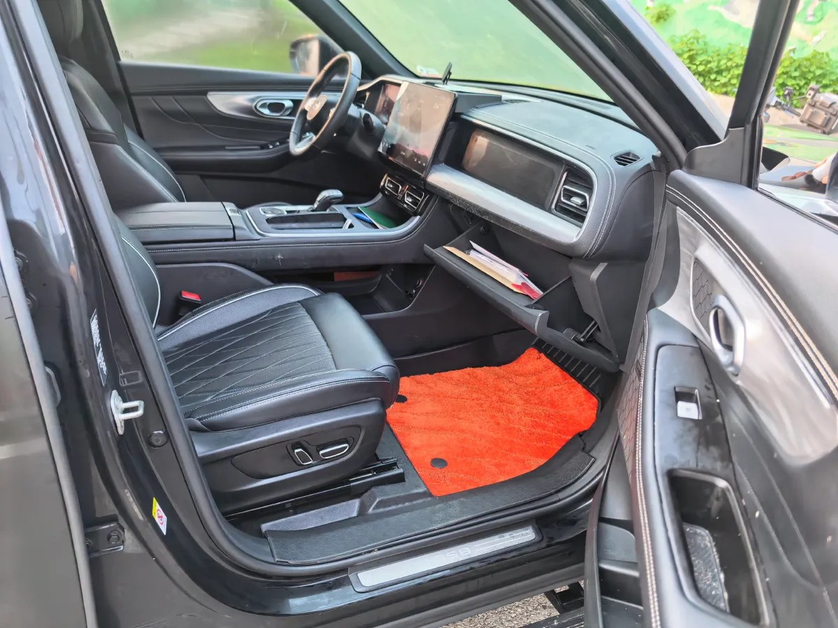 2025 GAC Trumpchi GS8 2.0T 252HP L4 8AT,autocango,china used car exporter,china ev exporter,chinese used car exporter,chinese used ev exporter