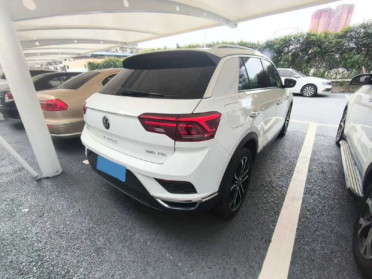 2021 Volkswagen T-Roc 1.4T 150HP L4 7DCT,autocango,china used car exporter,china ev exporter,chinese used car exporter,chinese used ev exporter