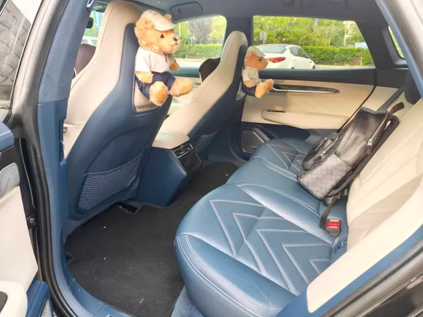 2022 Zeekr 001 BEV 100KWH,autocango,china used car exporter,china ev exporter,chinese used car exporter,chinese used ev exporter