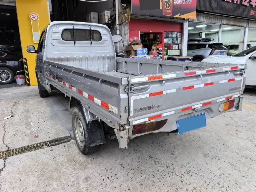 2023 WuLing RongGuang New Truck 1.5L 102HP L4 5MT,autocango,china used car exporter,china ev exporter,chinese used car exporter,chinese used ev exporter