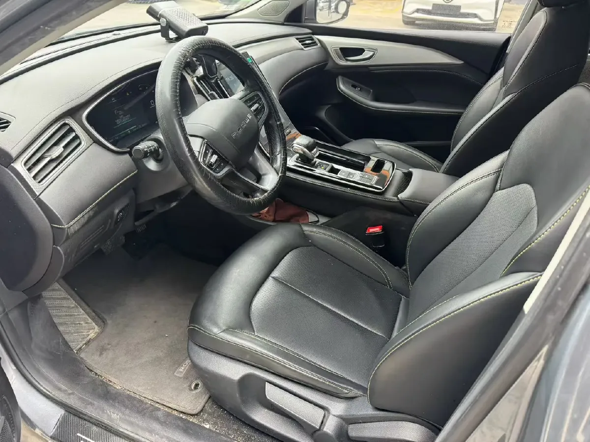 2020 Roewe i6 MAX 1.5T 169HP L4 AMT PHEV,autocango,china used car exporter,china ev exporter,chinese used car exporter,chinese used ev exporter