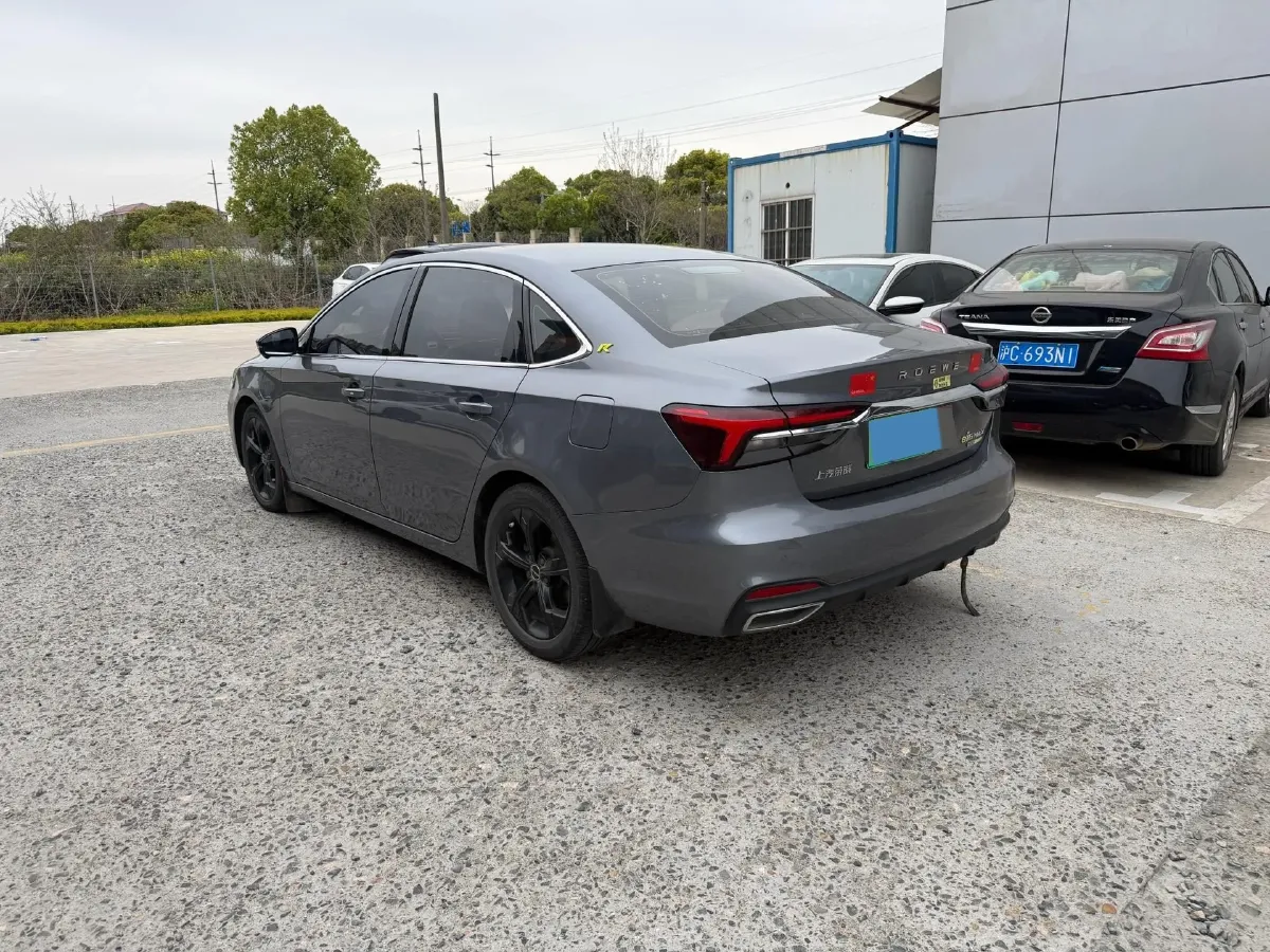 2020 Roewe i6 MAX 1.5T 169HP L4 AMT PHEV,autocango,china used car exporter,china ev exporter,chinese used car exporter,chinese used ev exporter