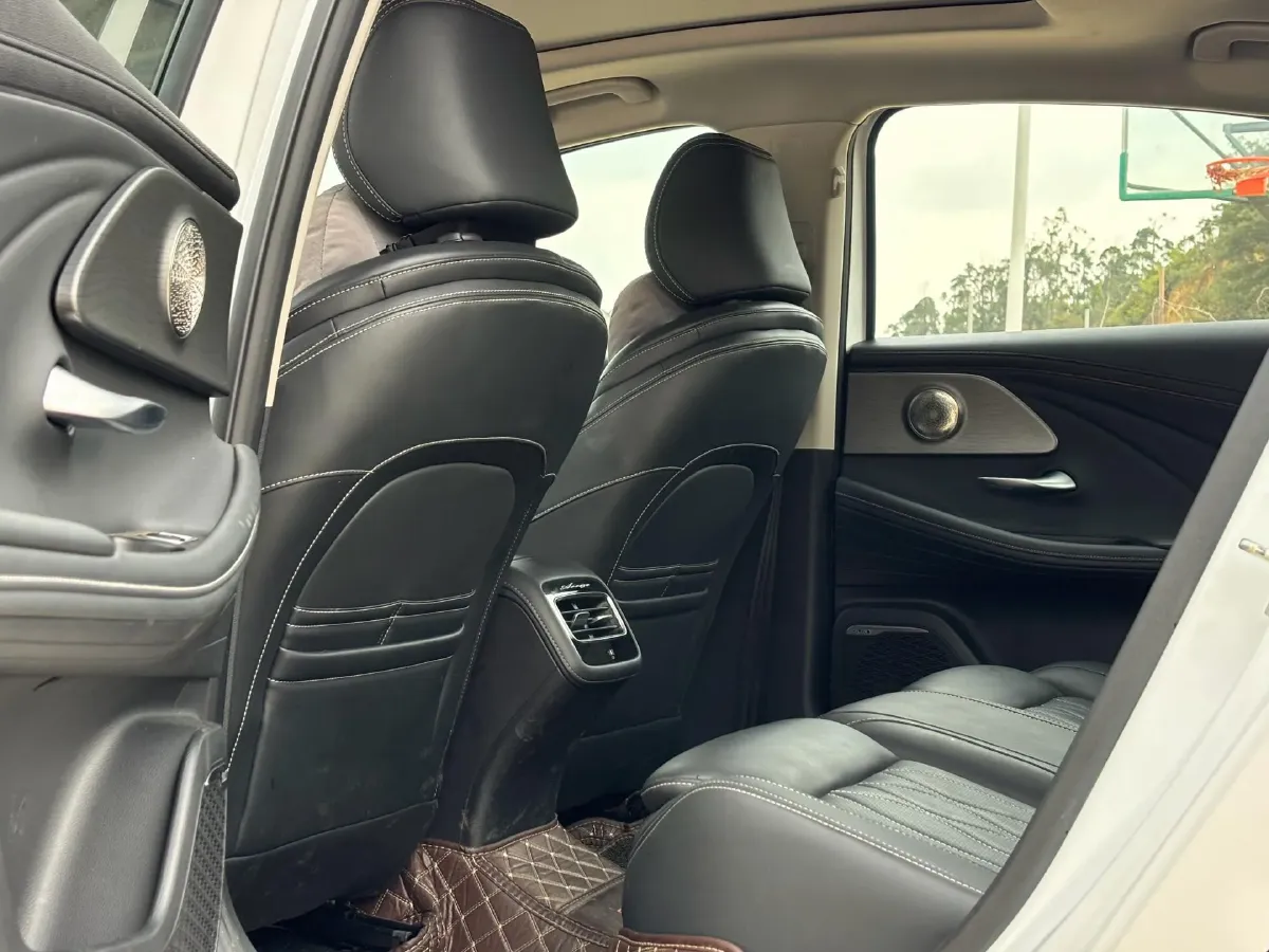 2022 Chery Arrizo 8 1.6T 197HP L4 7DCT,autocango,china used car exporter,china ev exporter,chinese used car exporter,chinese used ev exporter