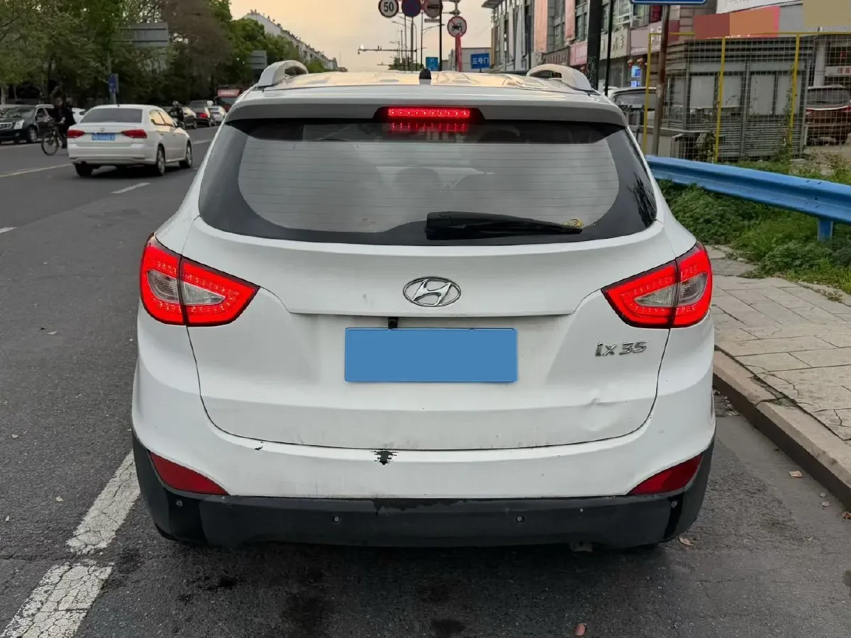 2015 Hyundai ix35 2.0L 165HP L4 6AT,autocango,china used car exporter,china ev exporter,chinese used car exporter,chinese used ev exporter