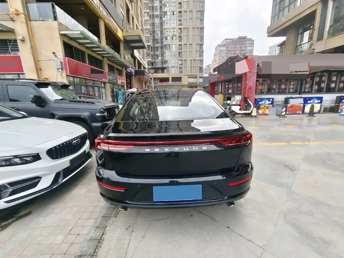 2022 Bestune B70 1.5T 169HP L4 7DCT,autocango,china used car exporter,china ev exporter,chinese used car exporter,chinese used ev exporter