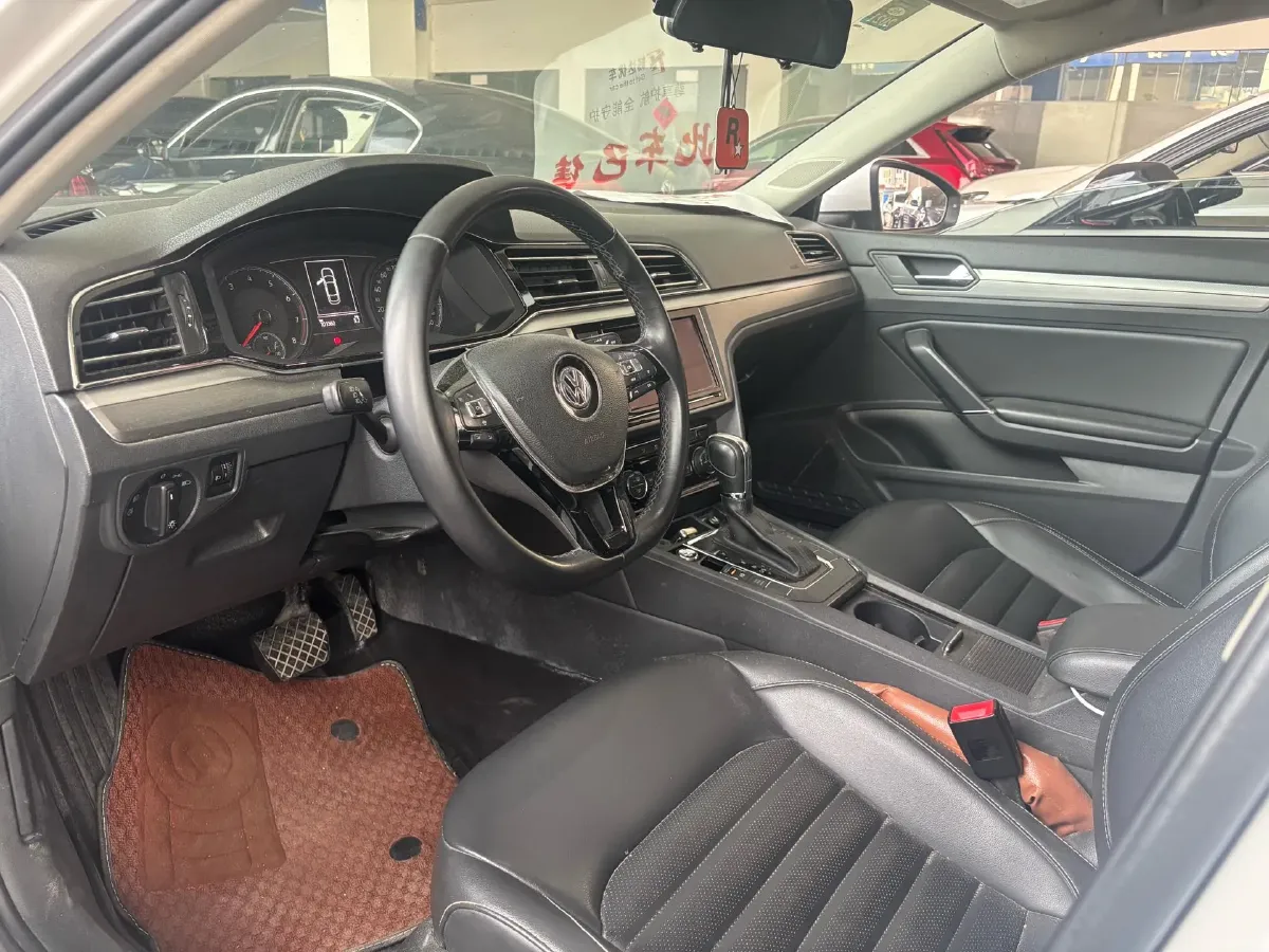 2019 Volkswagen Tayron 2.0T 186HP L4 7DCT,autocango,china used car exporter,china ev exporter,chinese used car exporter,chinese used ev exporter