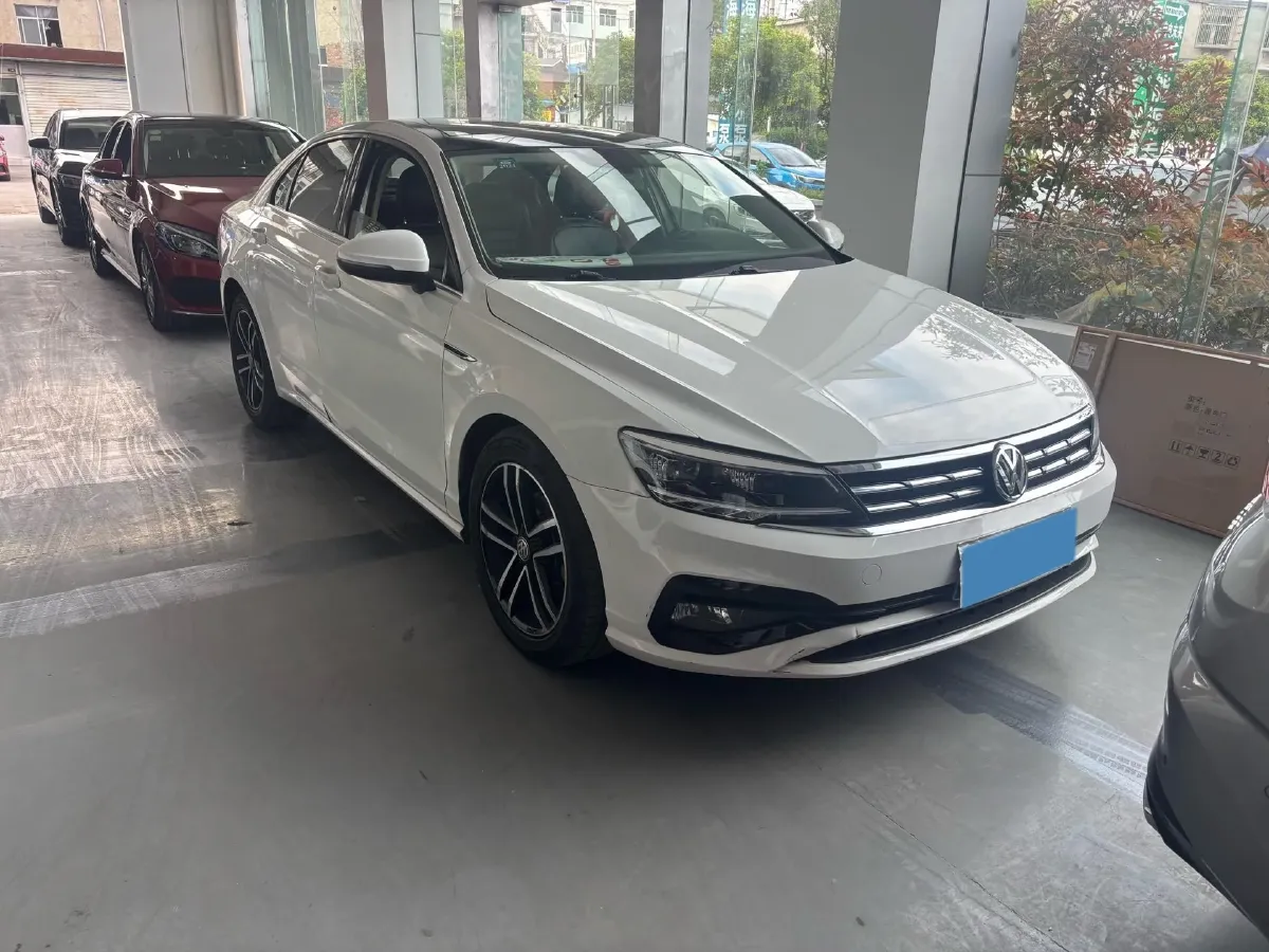 2019 Volkswagen Tayron 2.0T 186HP L4 7DCT,autocango,china used car exporter,china ev exporter,chinese used car exporter,chinese used ev exporter