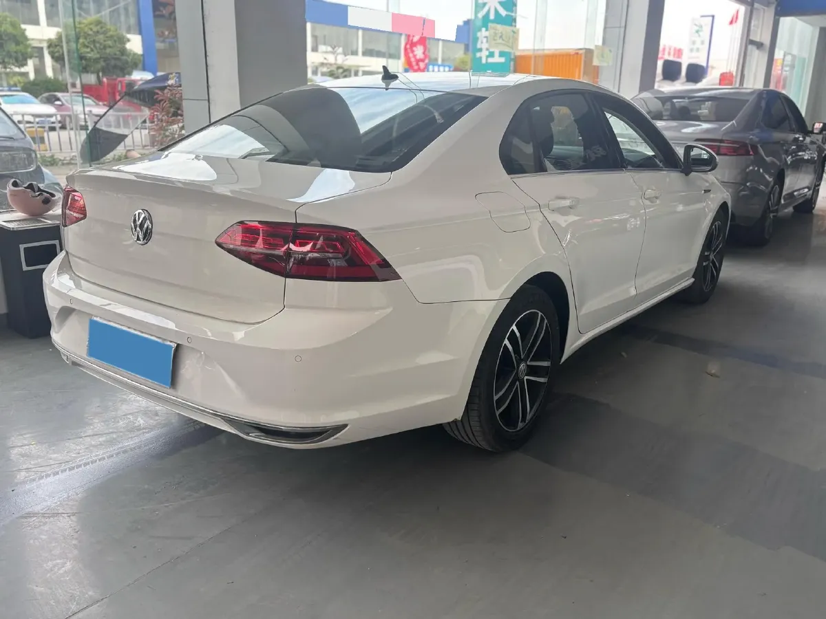 2019 Volkswagen Tayron 2.0T 186HP L4 7DCT,autocango,china used car exporter,china ev exporter,chinese used car exporter,chinese used ev exporter