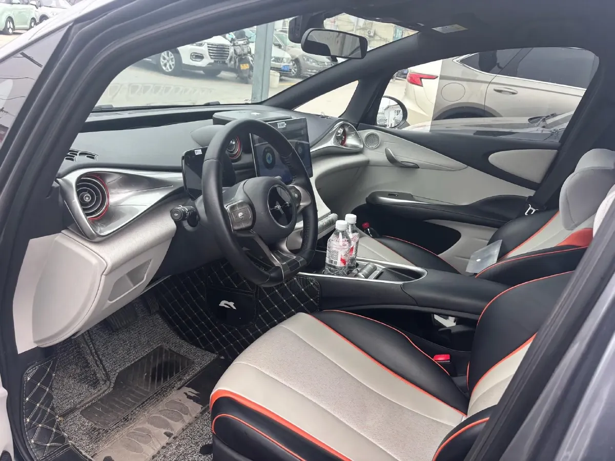 2021 Ford Escort 1.5L 122HP L3 6AT,autocango,china used car exporter,china ev exporter,chinese used car exporter,chinese used ev exporter